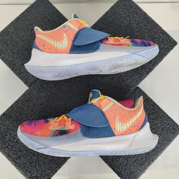 Nike Kyrie Shoe Men\'s 8.5M Ancient Symbols CJ1286-600 Sneakers main image 8